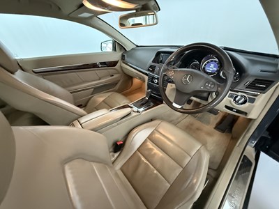 Lot 102 - 2010 Mercedes-Benz E250