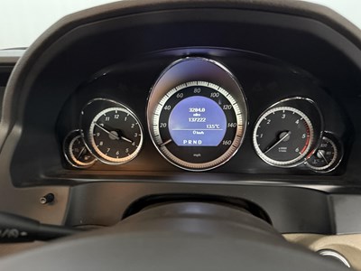Lot 102 - 2010 Mercedes-Benz E250