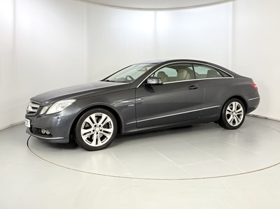 Lot 102 - 2010 Mercedes-Benz E250
