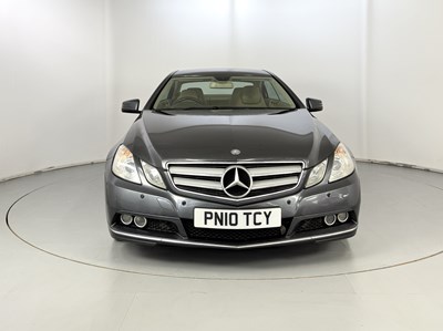 Lot 102 - 2010 Mercedes-Benz E250