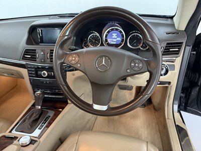 Lot 102 - 2010 Mercedes-Benz E250