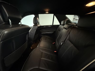 Lot 110 - 2011 Mercedes-Benz ML350