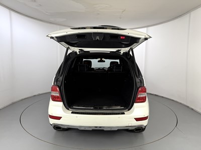 Lot 110 - 2011 Mercedes-Benz ML350