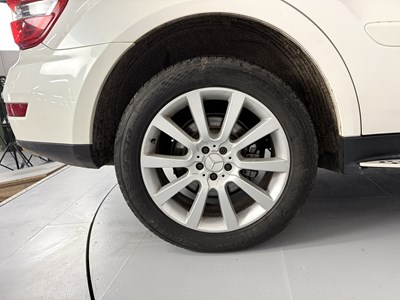 Lot 110 - 2011 Mercedes-Benz ML350