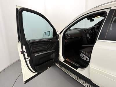 Lot 110 - 2011 Mercedes-Benz ML350