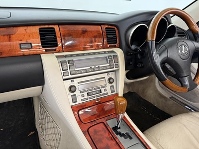 Lot 21 - 2006 Lexus SC430