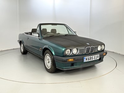 Lot 111 - 1992 BMW 318i Cabriolet