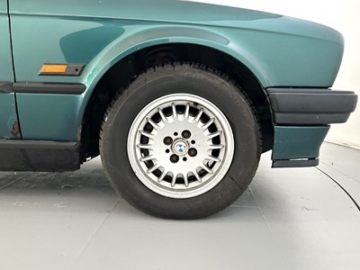Lot 165 - 1992 BMW 318i Cabriolet