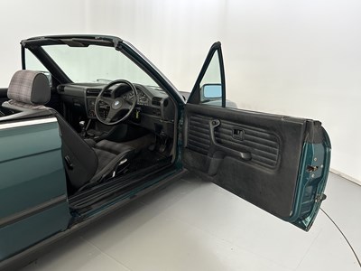 Lot 165 - 1992 BMW 318i Cabriolet