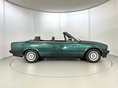 Lot 165 - 1992 BMW 318i Cabriolet