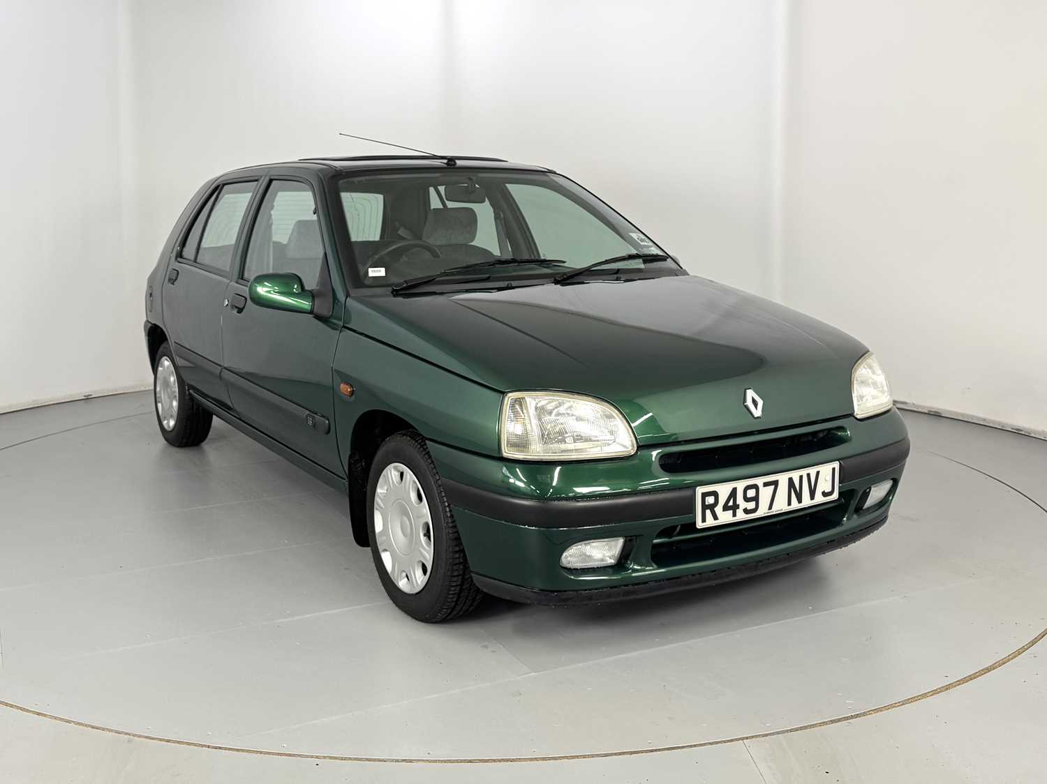 Lot 168 - 1997 Renault Clio