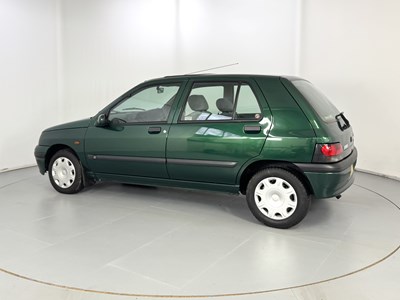 Lot 168 - 1997 Renault Clio