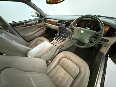 Lot 153 - 1998 Jaguar XJ8 Sovereign