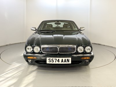 Lot 153 - 1998 Jaguar XJ8 Sovereign