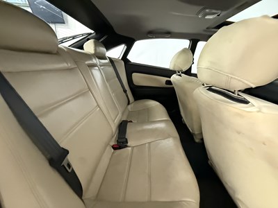 Lot 157 - 1998 Mazda 323