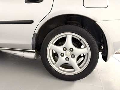Lot 157 - 1998 Mazda 323