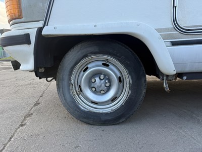 Lot 122 - 1990 Peugeot Hymer