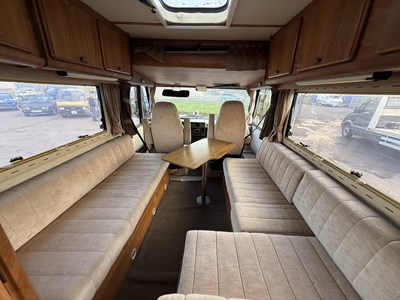 Lot 122 - 1990 Peugeot Hymer