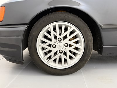 Lot 28 - 1990 Ford Sierra RS Cosworth