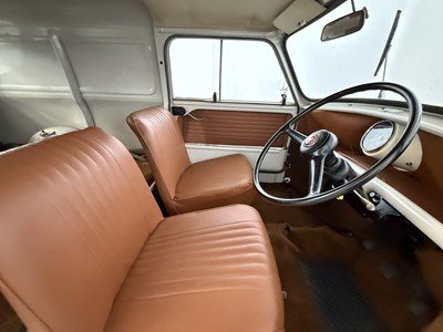 Lot 23 - 1961 Morris Mini Van