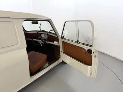 Lot 23 - 1961 Morris Mini Van