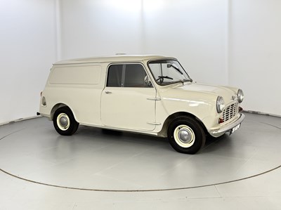 Lot 23 - 1961 Morris Mini Van
