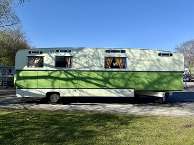 Lot 31 - 1964 Mills of Colchester Showman's Living Wagon