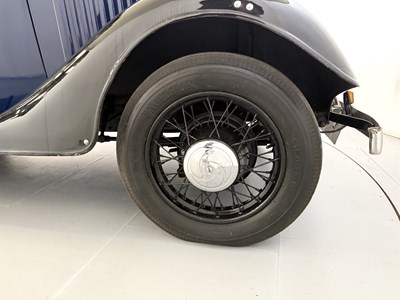 Lot 10 - 1934 Vauxhall Light Six