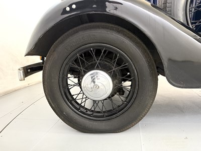 Lot 10 - 1934 Vauxhall Light Six