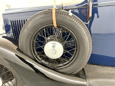Lot 10 - 1934 Vauxhall Light Six