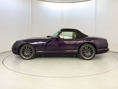 Lot 32 - 2000 TVR Chimaera 450