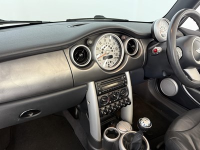 Lot 19 - 2007 Mini Cooper S