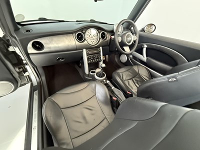 Lot 19 - 2007 Mini Cooper S