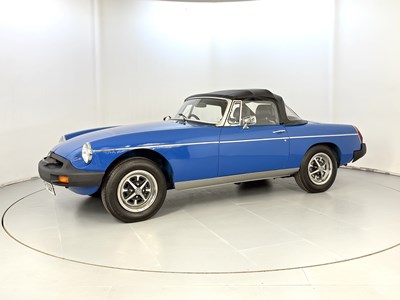 Lot 33 - 1976 MG Roadster