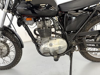 Lot 34 - 1972 BSA B25