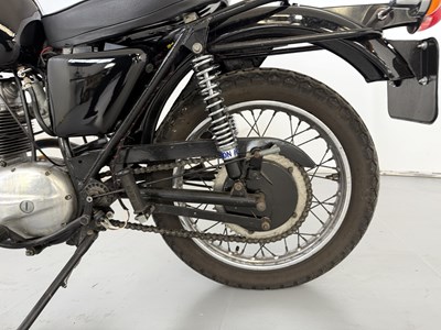 Lot 34 - 1972 BSA B25