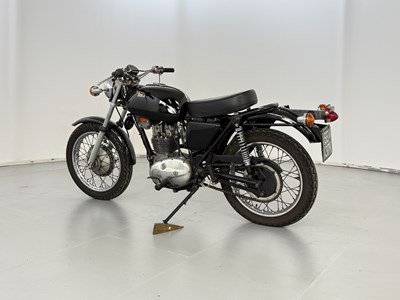 Lot 34 - 1972 BSA B25