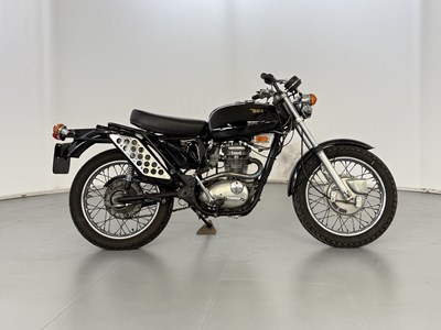 Lot 34 - 1972 BSA B25