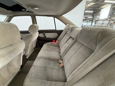 Lot 35 - 1994 Nissan Maxima