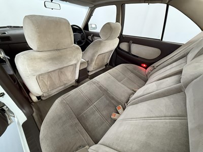 Lot 35 - 1994 Nissan Maxima
