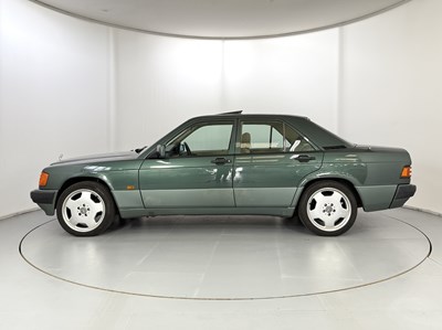 Lot 6 - 1993 Mercedes-Benz 190E