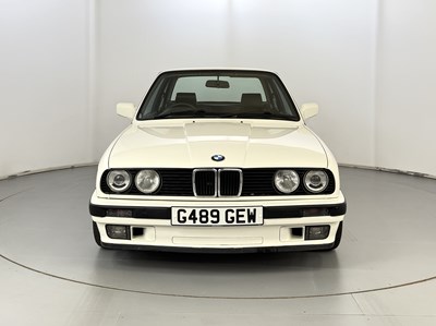 Lot 73 - 1989 BMW 330i