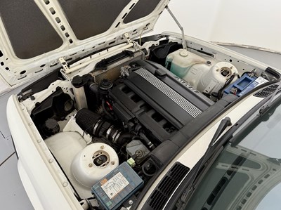 Lot 73 - 1989 BMW 330i