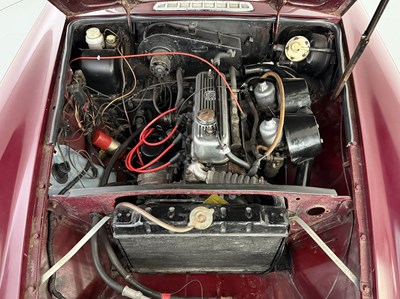 Lot 95 - 1974 MG BGT