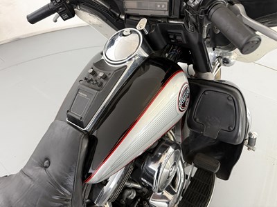 Lot 14 - 2003 Harley-Davidson Electra Glide Classic