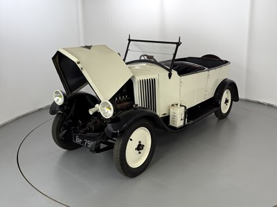 Lot 7 - 1927 Renault NN