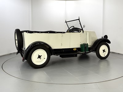Lot 7 - 1927 Renault NN