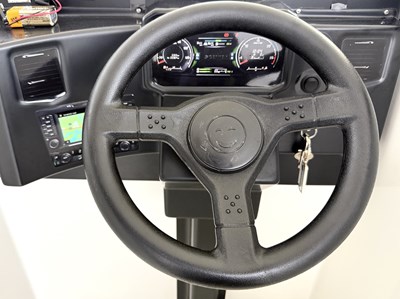 Lot 18 - Scaled Rigs Scania S730 - Ride On