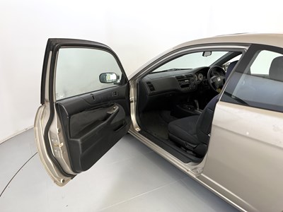 Lot 160 - 2002 Honda Civic Coupe - NO RESERVE