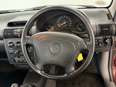 Lot 89 - 1994 Vauxhall Corsa 1.4 Si